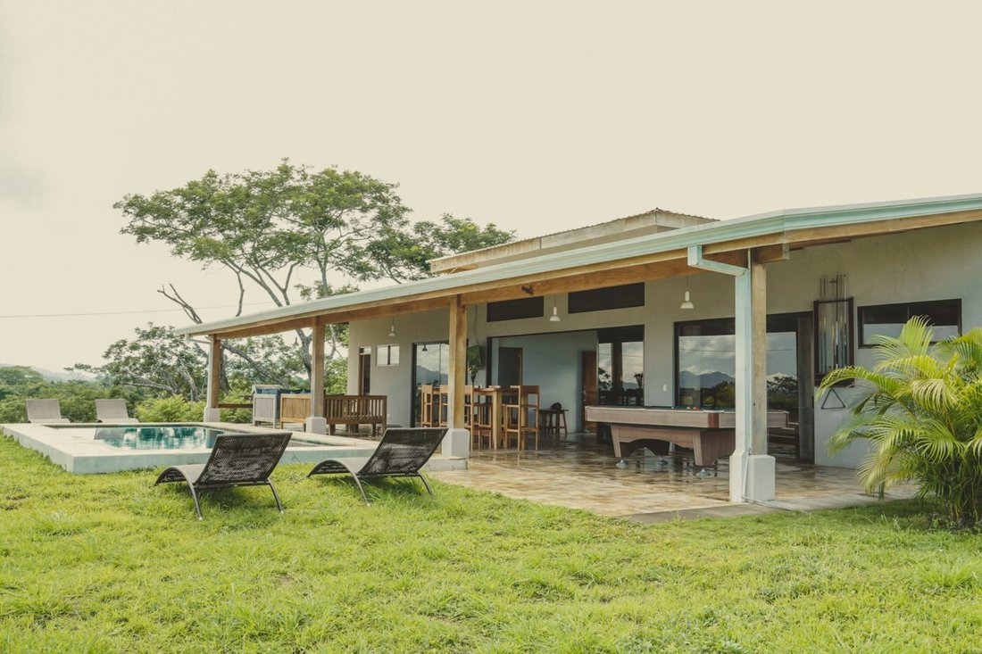 House in Carmen Beach, Puntarenas Province, Costa Rica 1 - 18235796