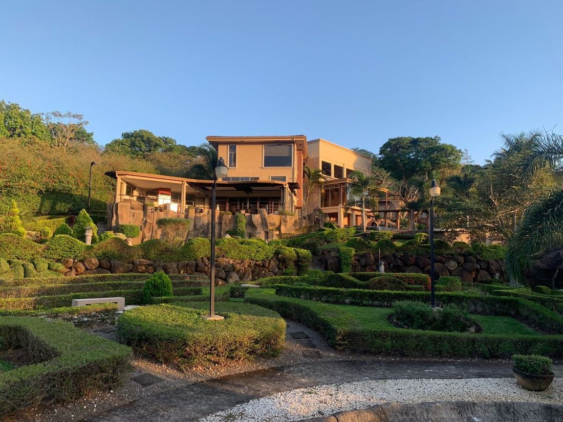 House in Vueltas, Alajuela Province, Costa Rica 1 - 18238791