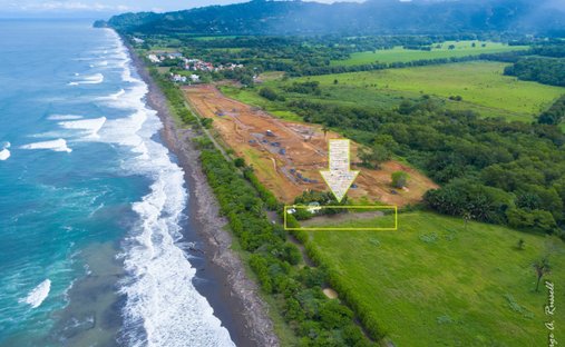 Land in Playa Hermosa, Puntarenas Province, Costa Rica 1