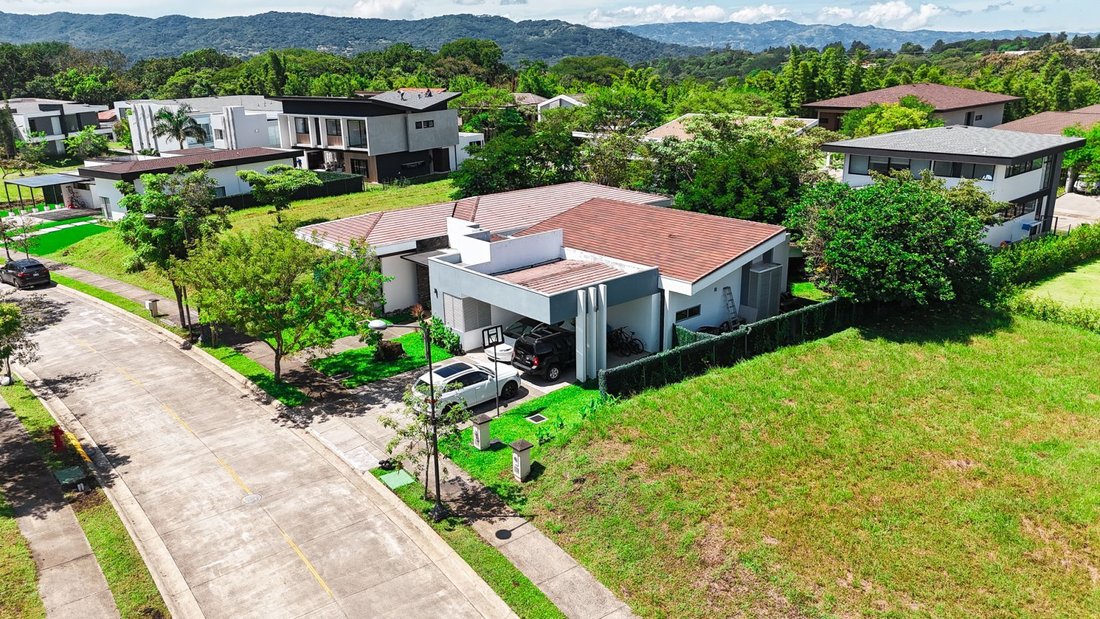 House in San Rafael, Alajuela Province, Costa Rica 1 - 18243501