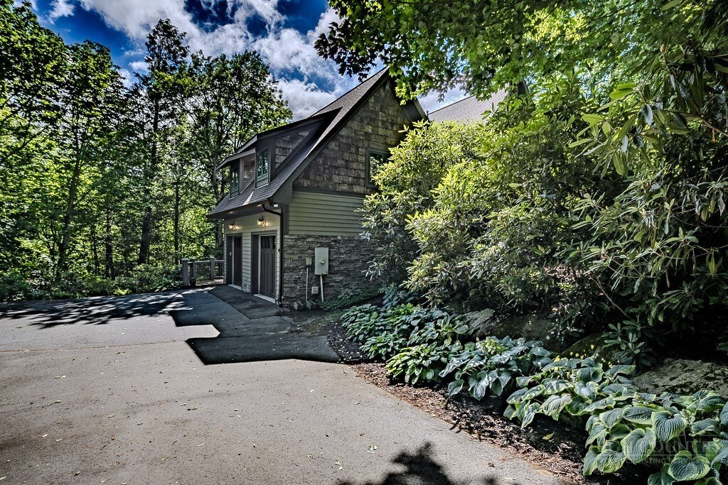 House in Blowing Rock, North Carolina, United States 5 - 18241420