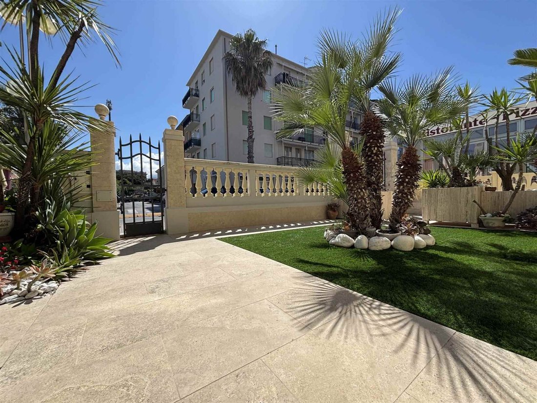 Villa in San Vincenzo, Tuscany, Italy 3 - 18242687