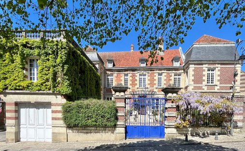 Villa in Compiegne, Nordfrankreich, Frankreich 1