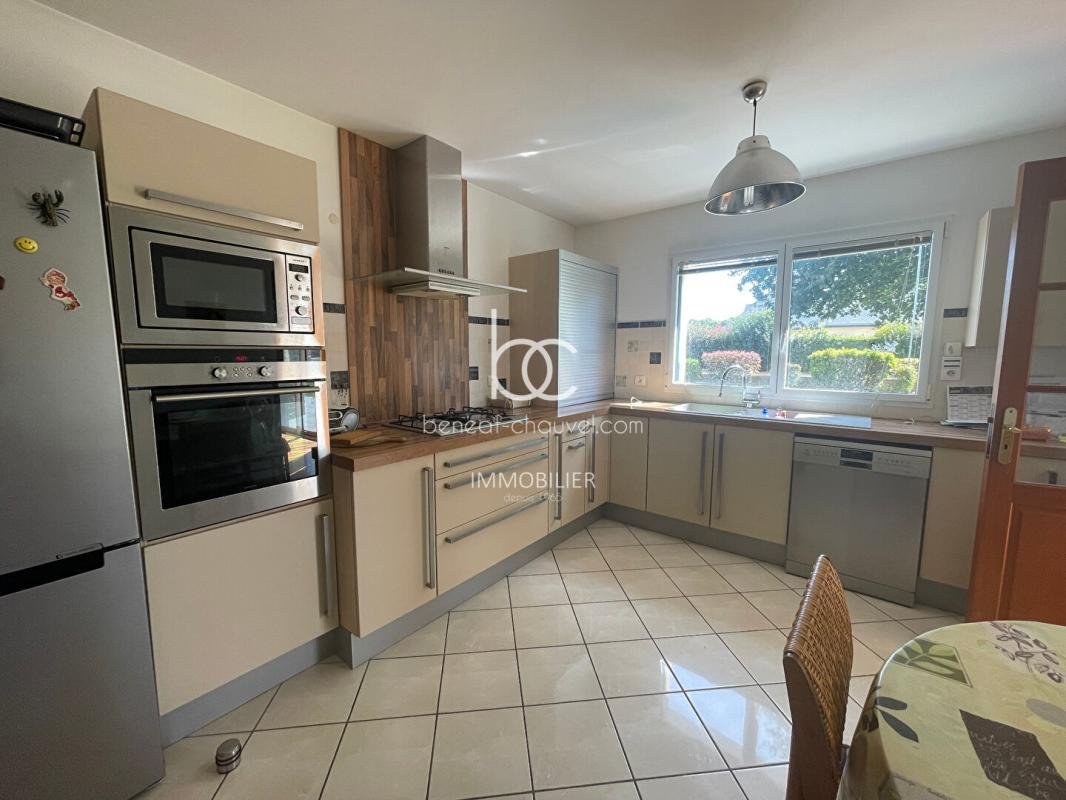 House in Centre Peri, Saint-Ave, France 4 - 18244316
