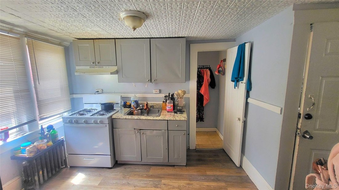 Spackenkill, New York, United States 5 - 18235680