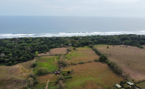 Land in Esterillos Centro, Puntarenas Province, Costa Rica 1