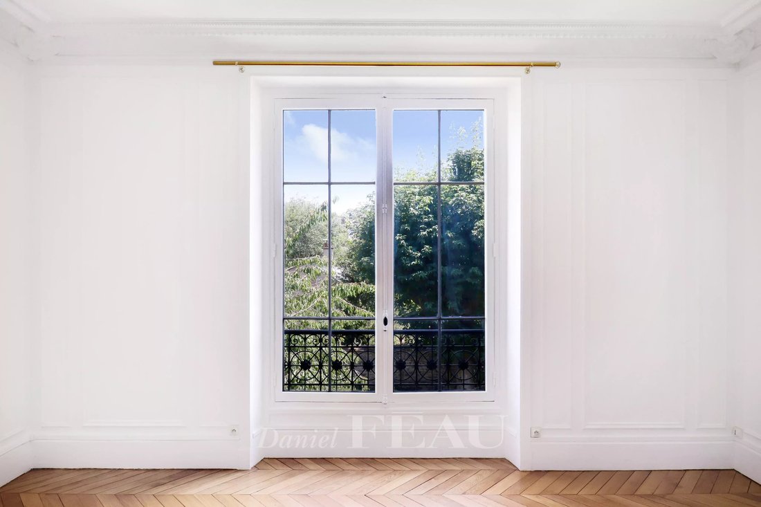 Apartment in Montreuil, Versailles, France 4 - 18236072