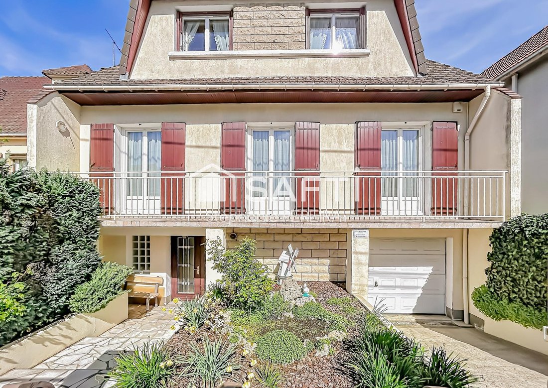 House in Grenouillère-Marnois-Rive de Marne, Noisy-le-Grand, France 1 - 17559142