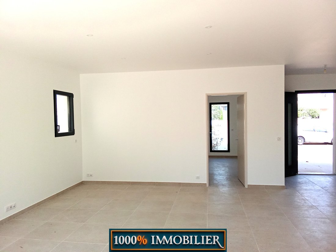 Villa in Centre Ville, Serignan, France 3 - 18098853