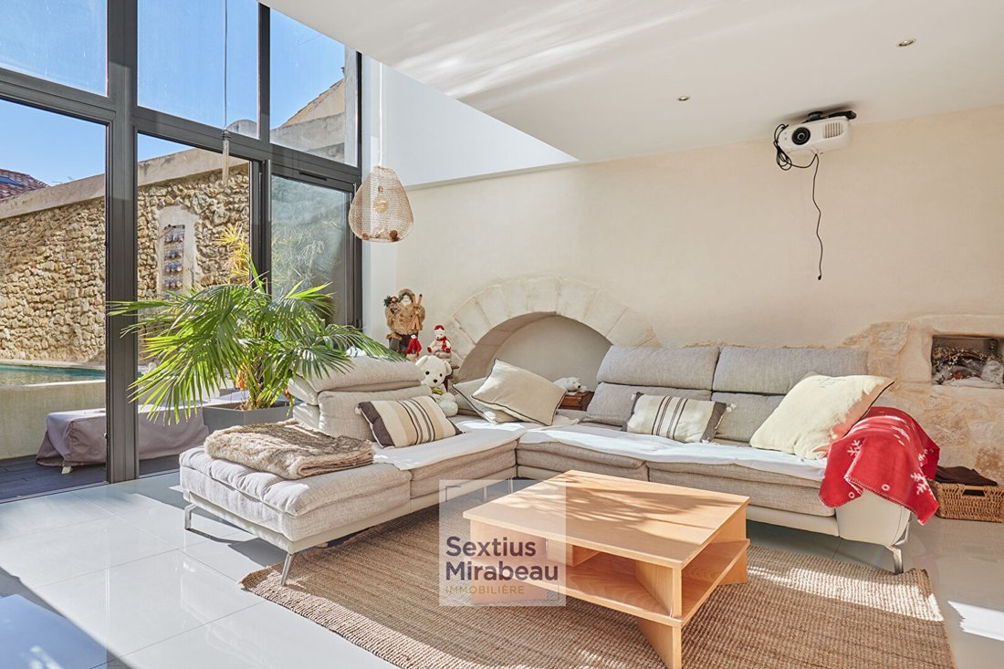House in Zone Urbaine, Lambesc, France 1 - 18236983