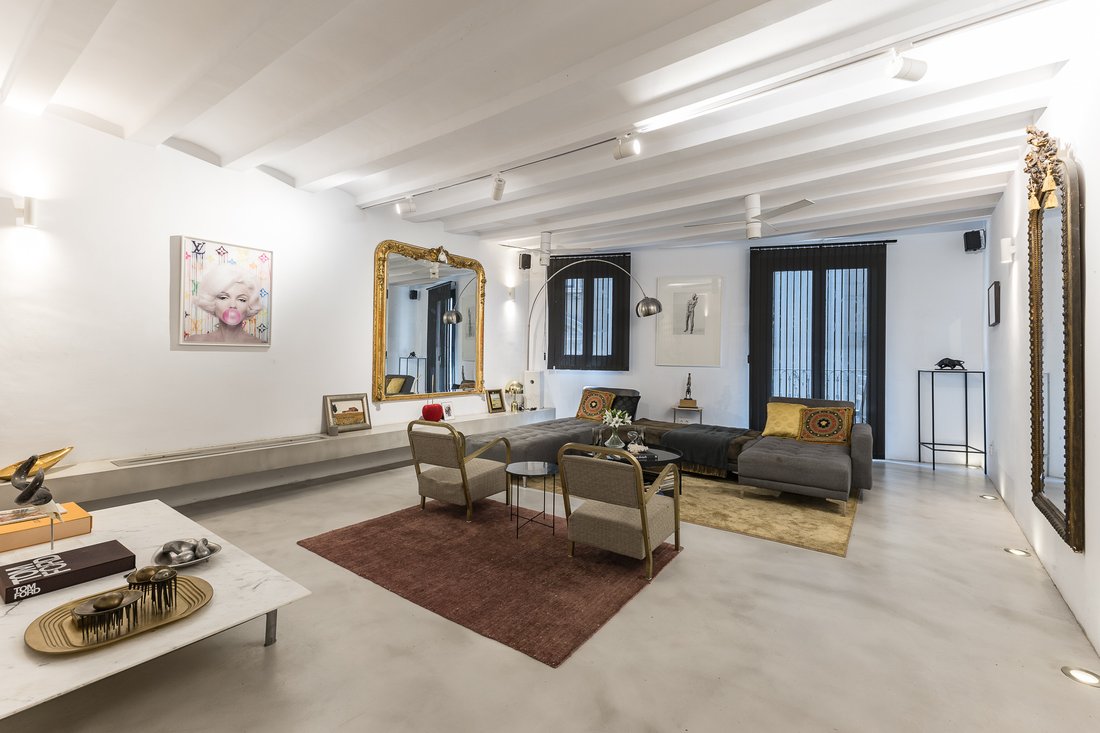 Apartment in Ciutat Vella, Barcelona, Spain 4 - 18242801