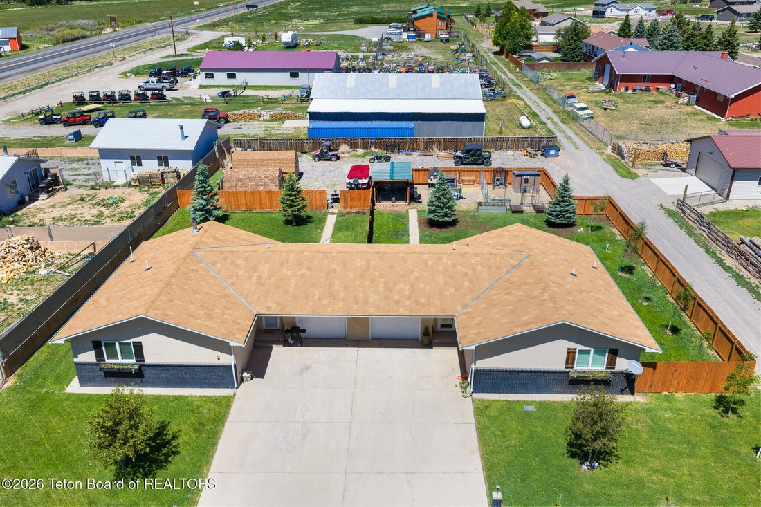 House in Dubois, Wyoming, United States 2 - 18238179