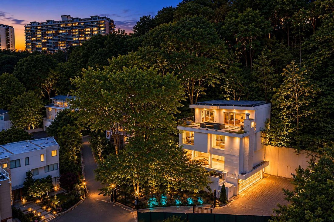 House in Edgewater, New Jersey, United States 1 - 18238553