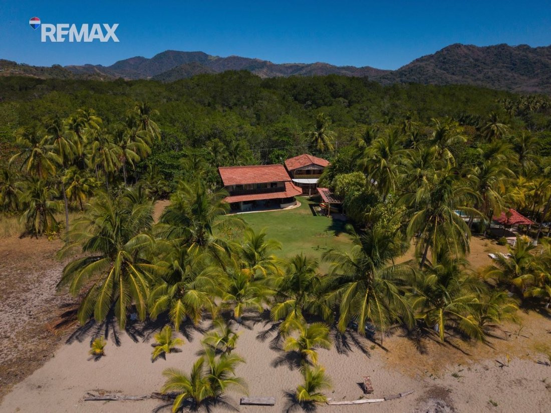 House in Bejuco District, Guanacaste Province, Costa Rica 1 - 18241201