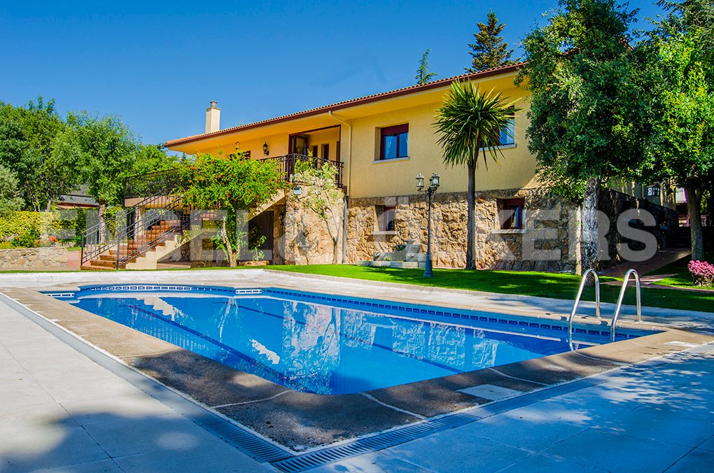 House in El Escorial, Comunidad de Madrid, Spain 1 - 18245532
