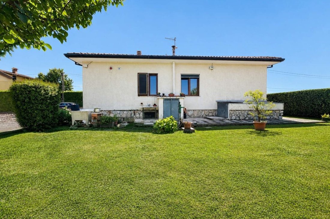 House in Pietrasanta, Tuscany, Italy 2 - 18241659