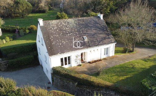 House in Arzon, Brittany, France 1