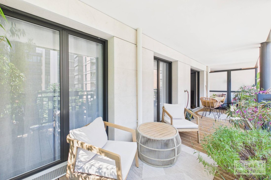 Apartment in Hôtel de Ville, Courbevoie, France 2 - 18240889