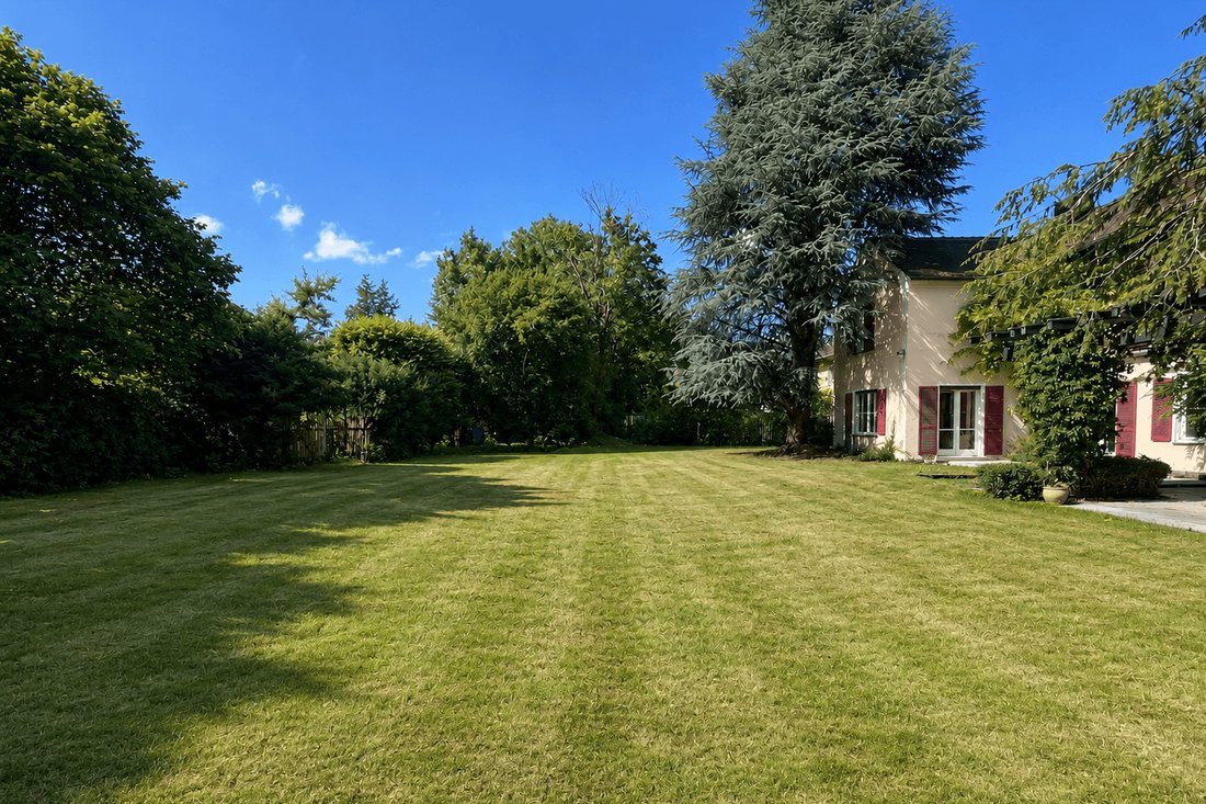 Land in Munich, Bavaria, Germany 1 - 18236445