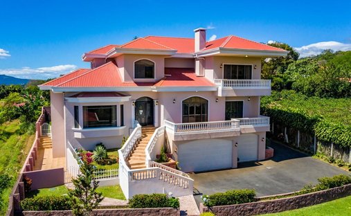 House in Grecia, Guanacaste Province, Costa Rica 1