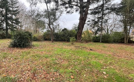 Land in Saint-Briac-sur-Mer, Brittany, France 1