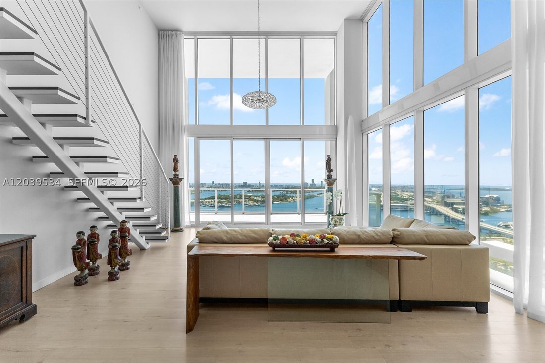 Condo in Miami, Florida, United States 2 - 18241447