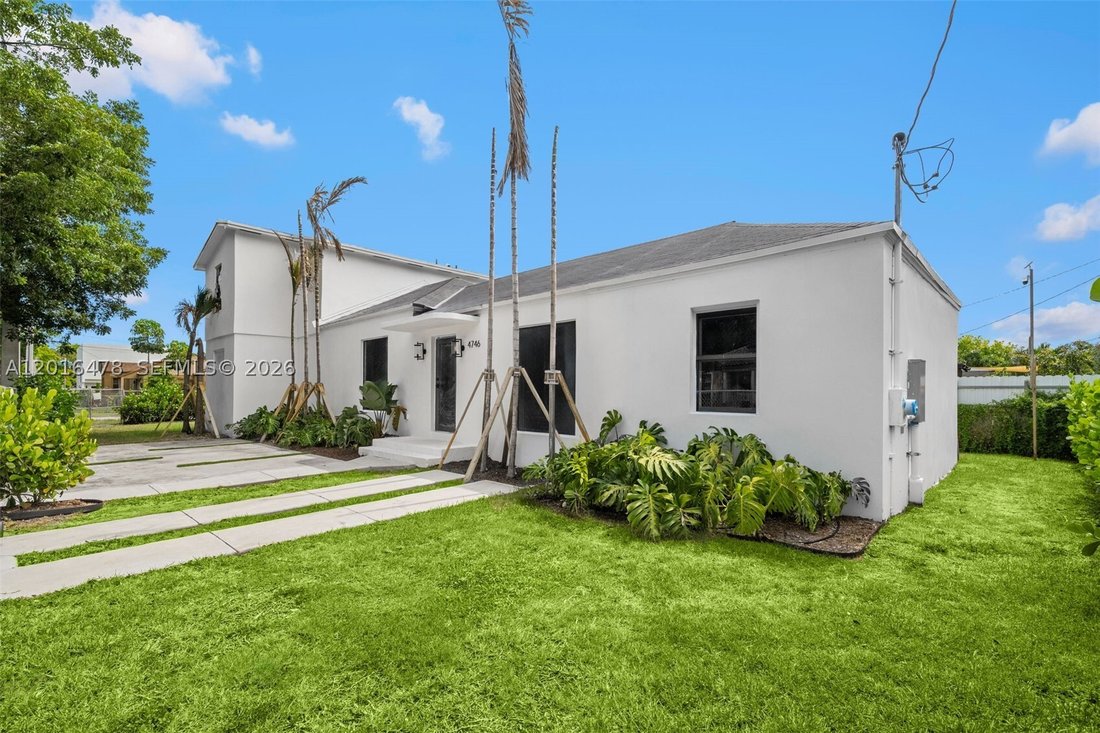 House in Miami, Florida, United States 5 - 17890580