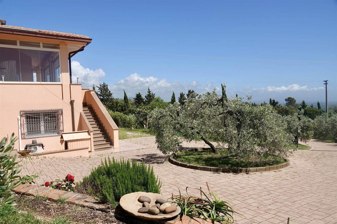 Villa in Rosignano Marittimo, Tuscany, Italy 5 - 18244704