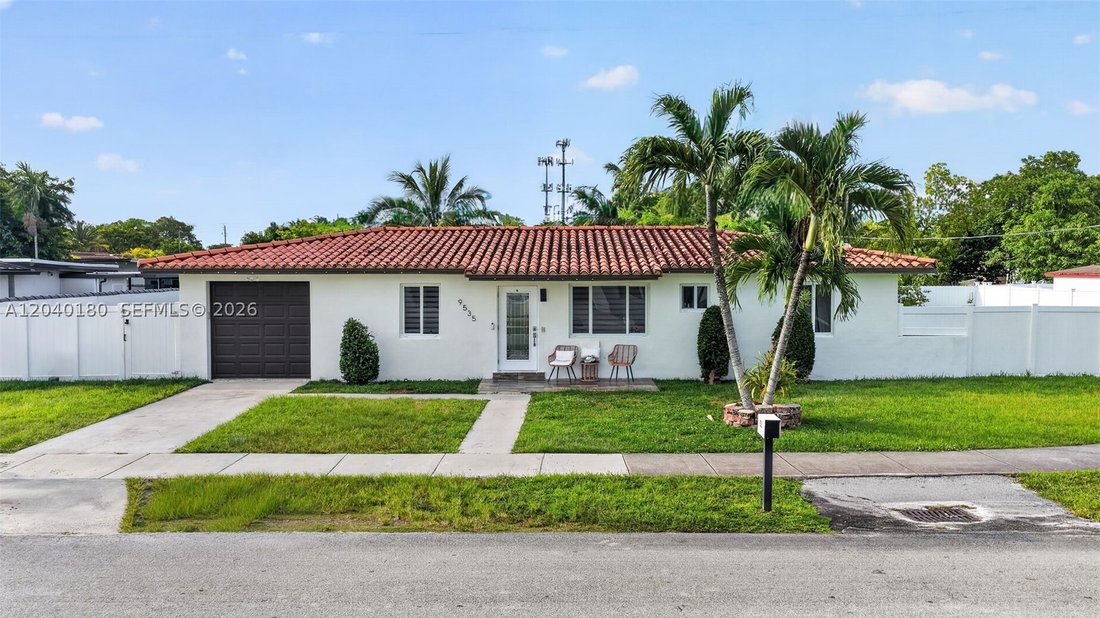 House in Miami, Florida, United States 1 - 18241499