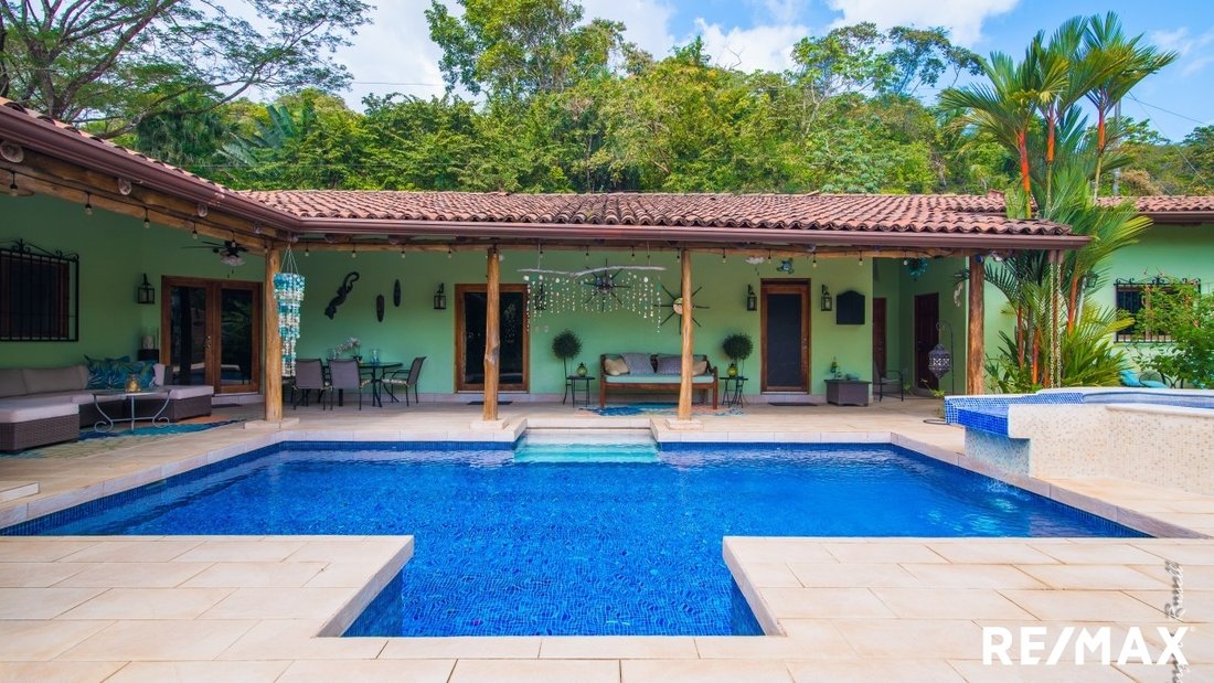 House in Playa Hermosa, Puntarenas Province, Costa Rica 2 - 18245702