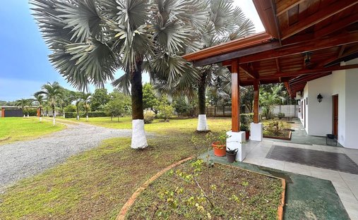 Casa a Quepos, Provincia di Puntarenas, Costa Rica 1
