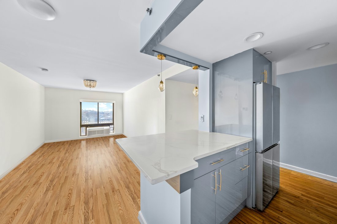 Co Op in New York, New York, United States 5 - 18236681