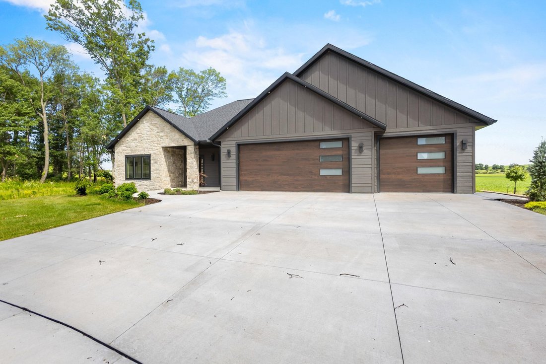 House in Portage, Wisconsin, United States 4 - 17793161