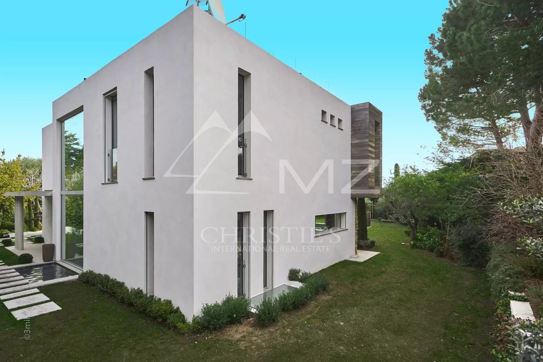 Villa in Antibes, Provence-Alpes-Côte d'Azur, France 4 - 18235857