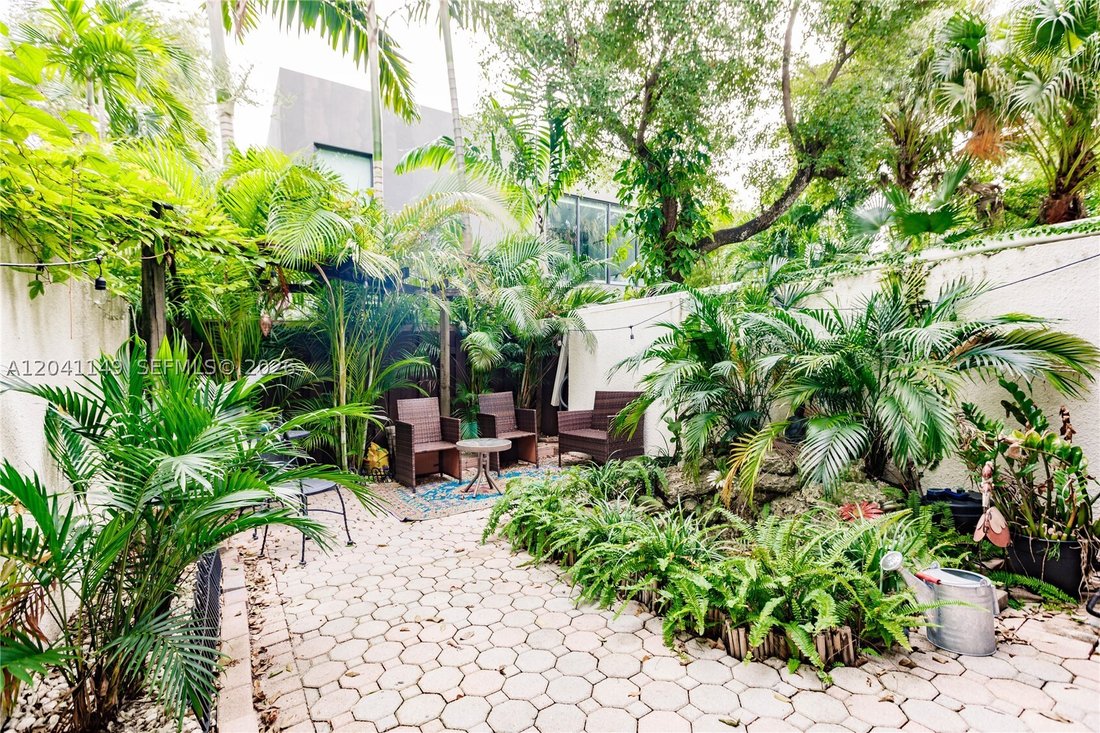 Townhouse in Miami, Florida, United States 1 - 18241466