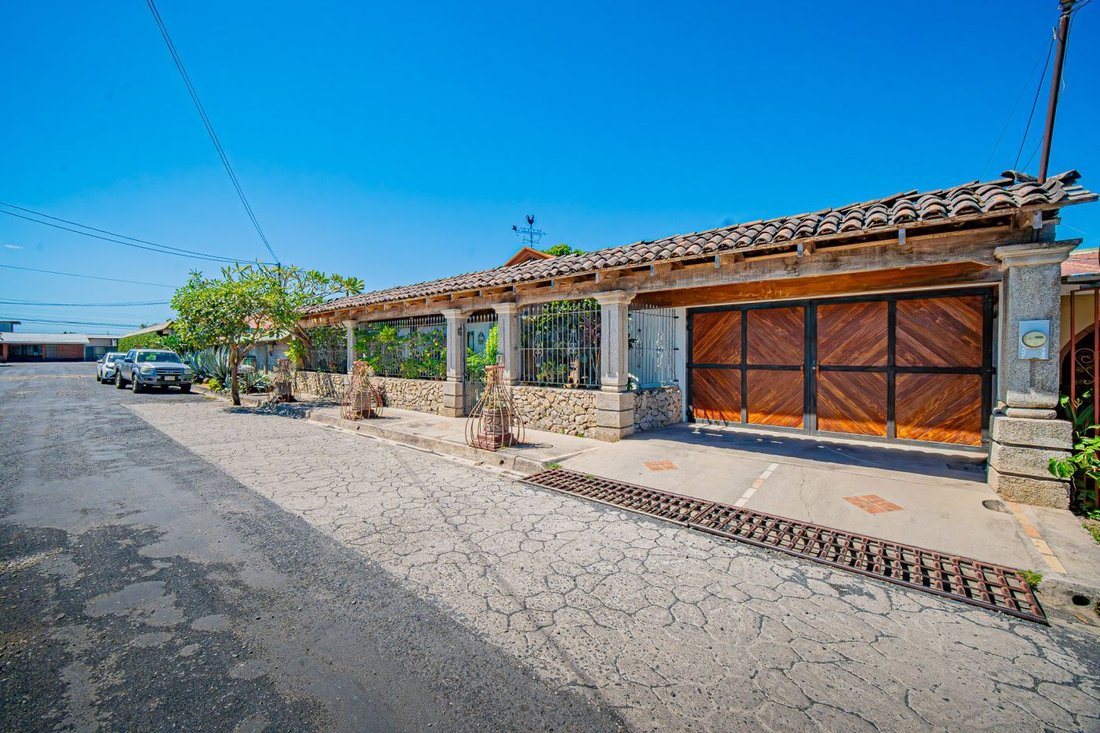 Haus in Santa Ana, Provinz Guanacaste, Costa Rica 1 - 18238803
