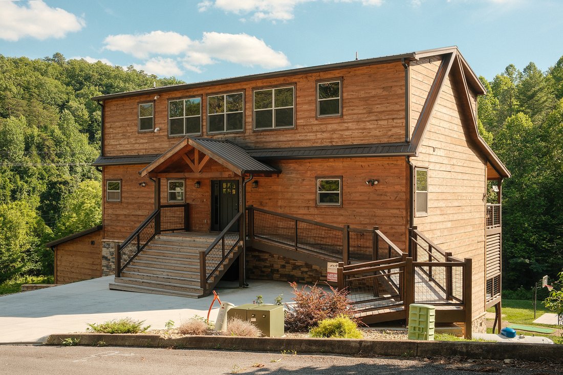 House in Sevierville, Tennessee, United States 1 - 18239977