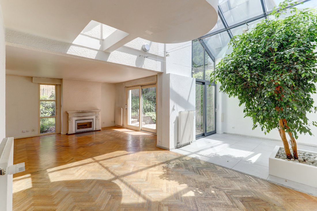 House in Clermont-Ferrand, Auvergne-Rhône-Alpes, France 2 - 17910172