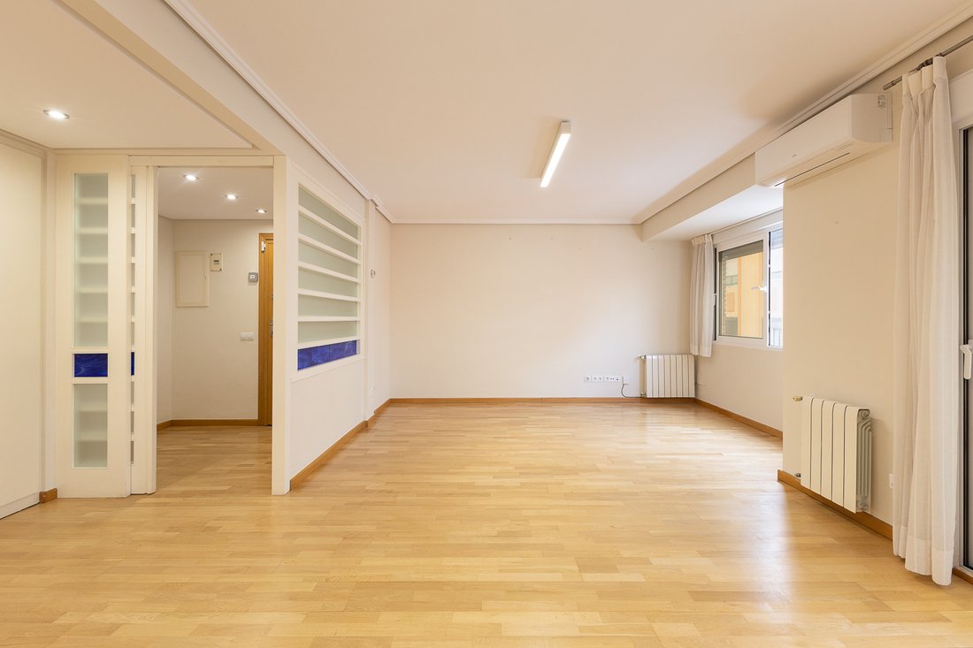 Apartment in Extramurs, Valencia, Spain 4 - 17622867