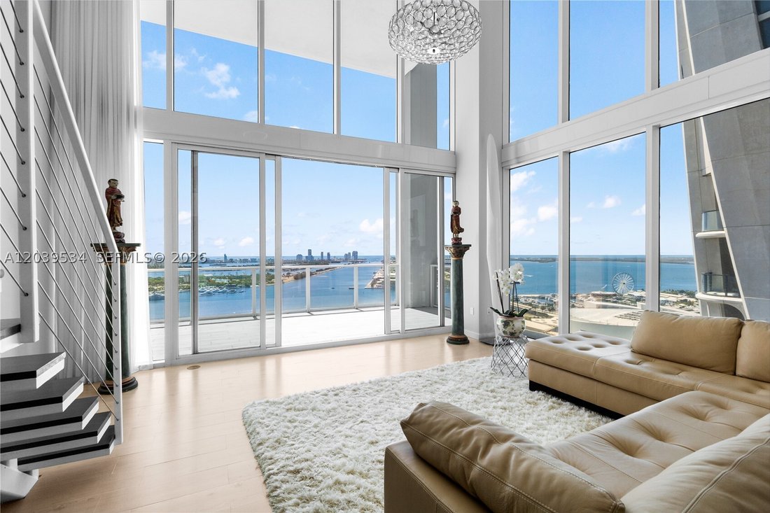 Condo in Miami, Florida, United States 1 - 18241447
