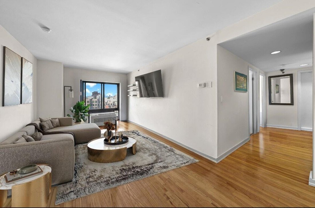 Co Op in New York, New York, United States 1 - 18236720