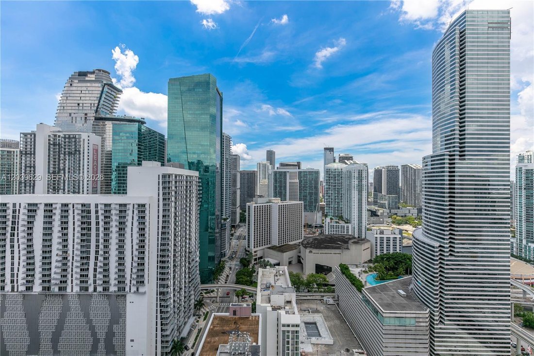 Condo in Miami, Florida, United States 5 - 18237860
