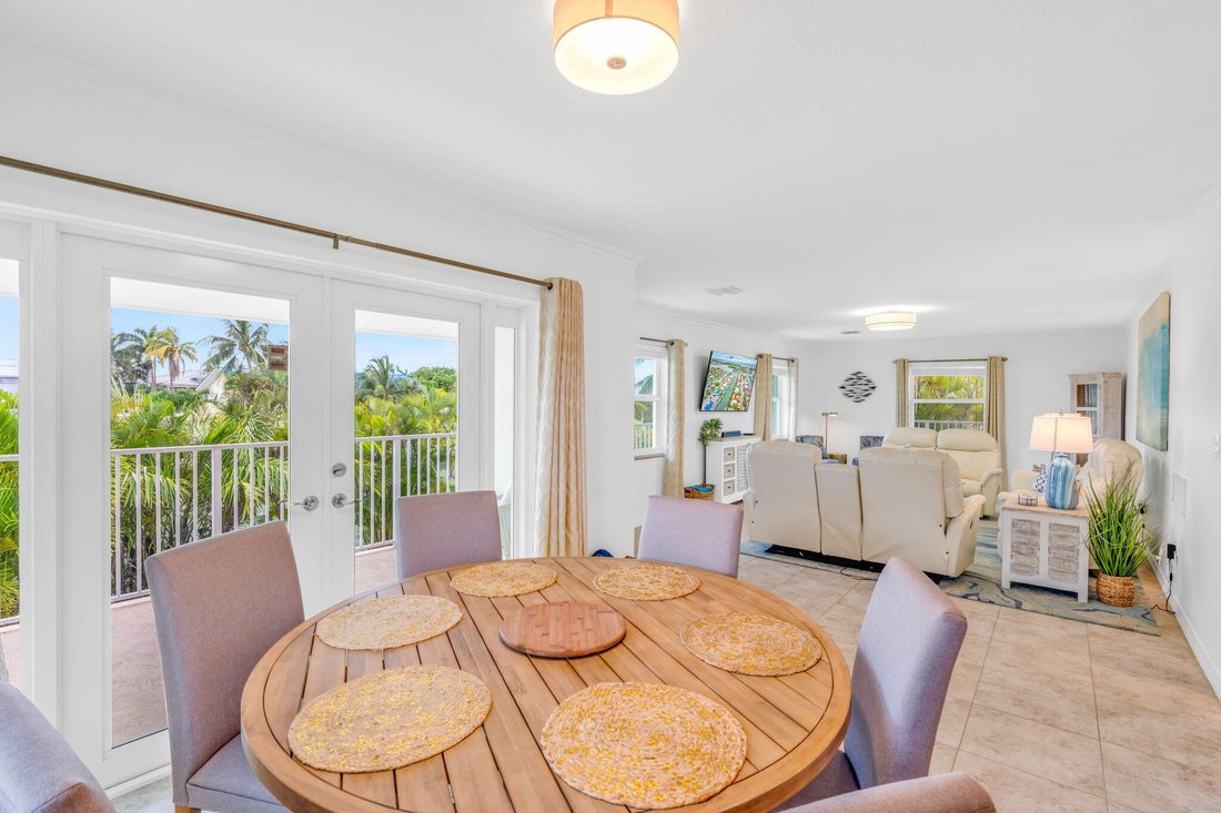 House in Key Colony Beach, Florida, United States 5 - 18240767