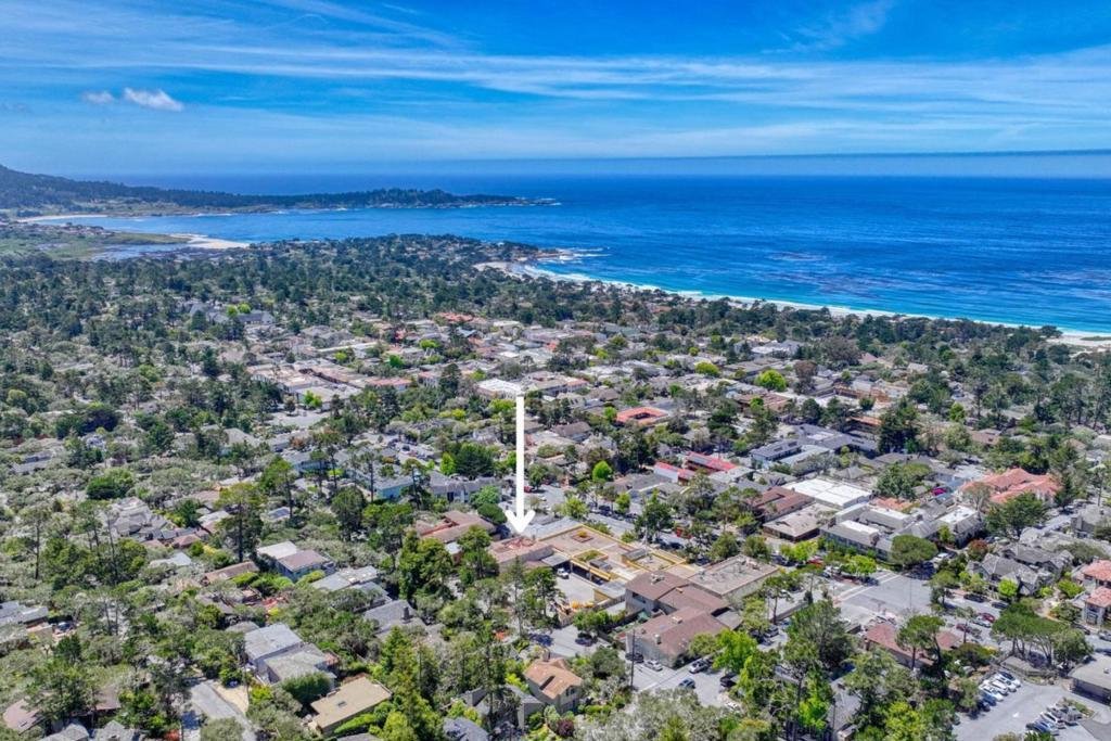 Casa en Carmel-by-the-Sea, California, Estados Unidos 2 - 18237642