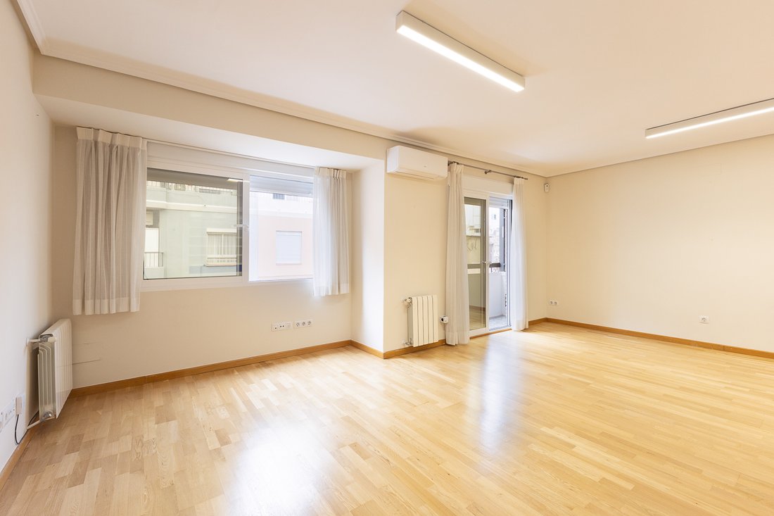 Apartment in Extramurs, Valencia, Spain 2 - 17622867