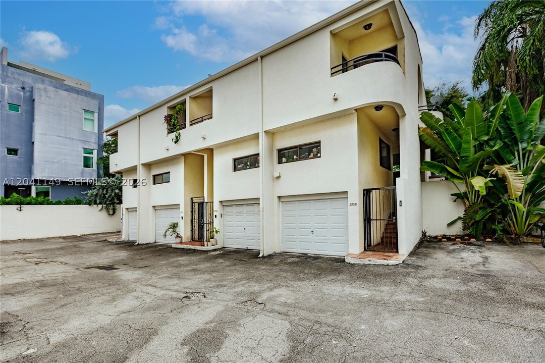 Townhouse in Miami, Florida, United States 4 - 18241466
