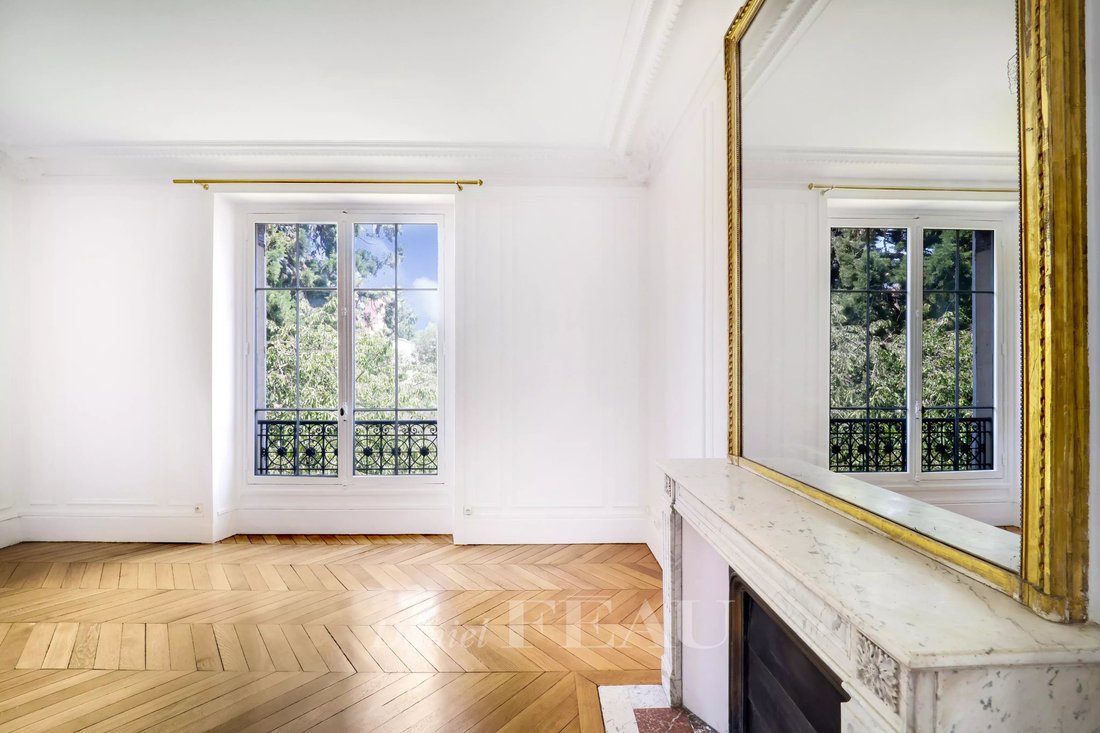 Apartment in Montreuil, Versailles, France 3 - 18236072