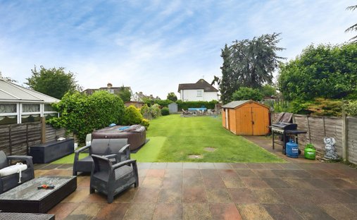 Haus in Edgware, London Borough of Barnet, England 1