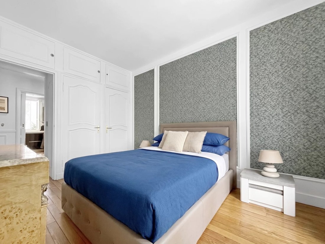 Apartment in La Plaine des Sablons, Neuilly-sur-Seine, France 5 - 18240757