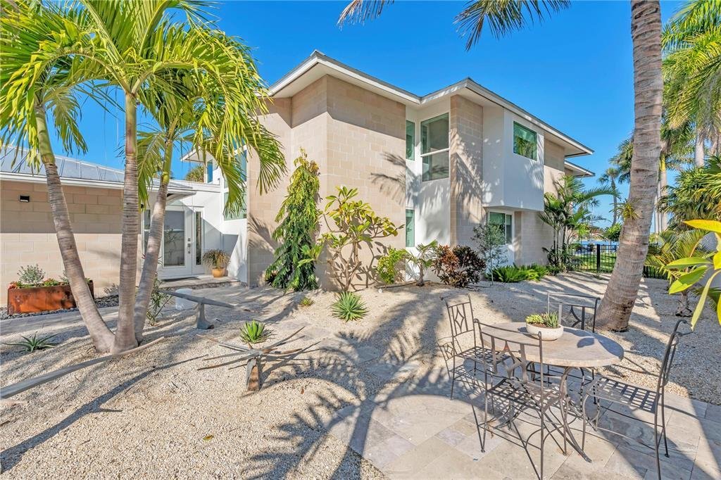 House in Sarasota, Florida, United States 3 - 18235802